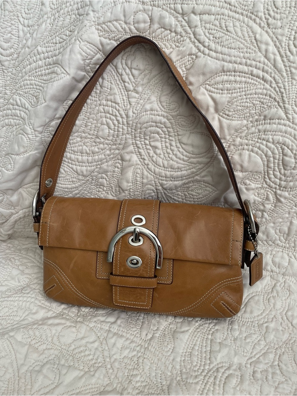 Coach Demi Flap Baguette- 8A05
